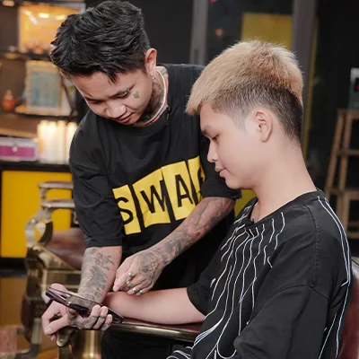 1. Tư vấn kiểu tóc
hợp khuôn mặt